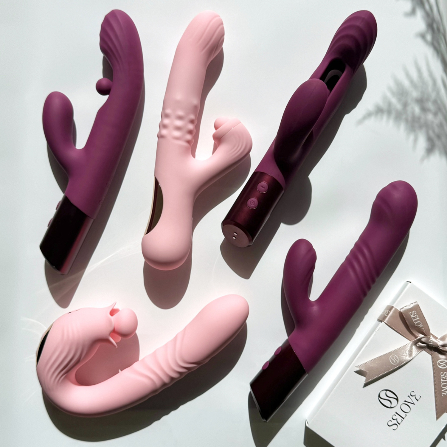 Selove Swrily - вибратор-кролик с поглаживанием точки G шариком